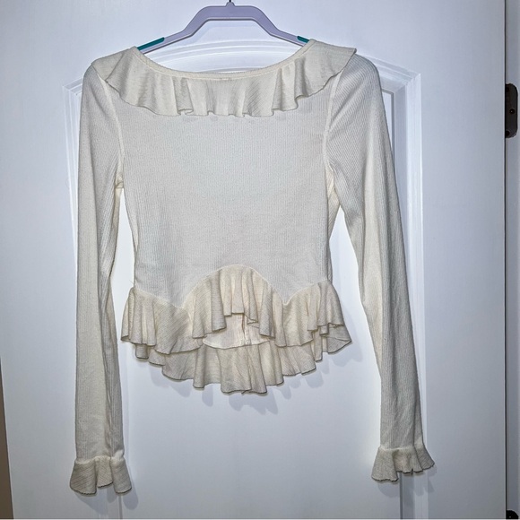 Free People Women's Cream V-Neck Long Sleeve Frilly Feminine Sweater. Size Small - Picture 3 of 9